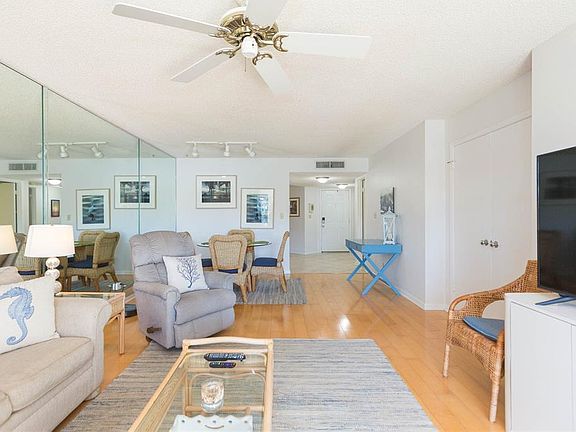4th image of 6080 Bahia Del Mar Cir APT 113
