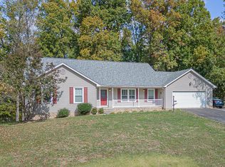 210 Fox Fire, Cloverdale, VA 24077