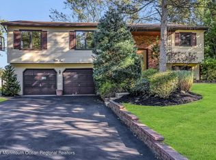 51 Robertsville Rd, Marlboro, NJ 07746