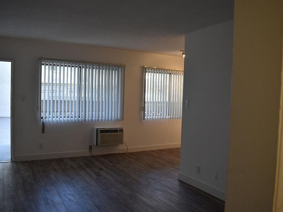 1st image of 1550 N Hobart Blvd #116