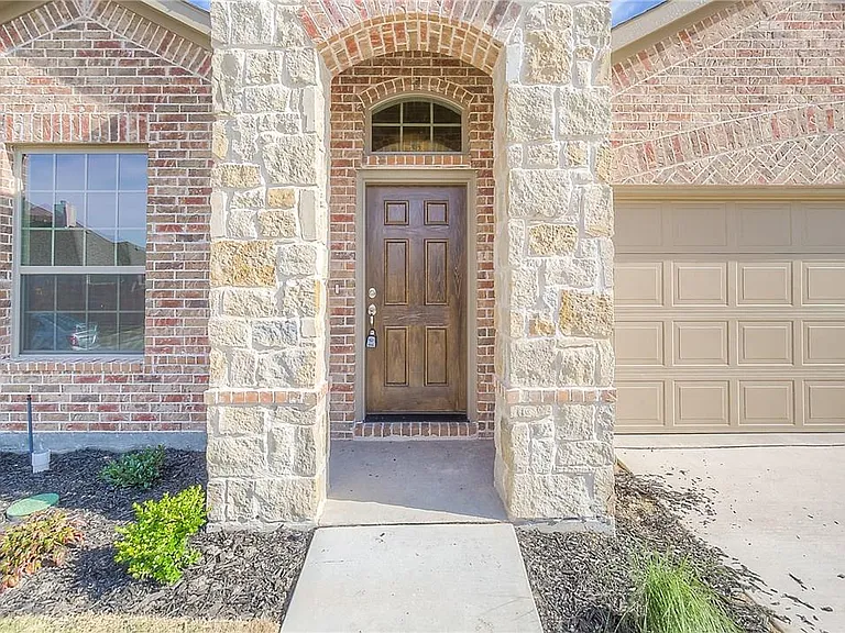 2100 McCallister Dr — Photo 32