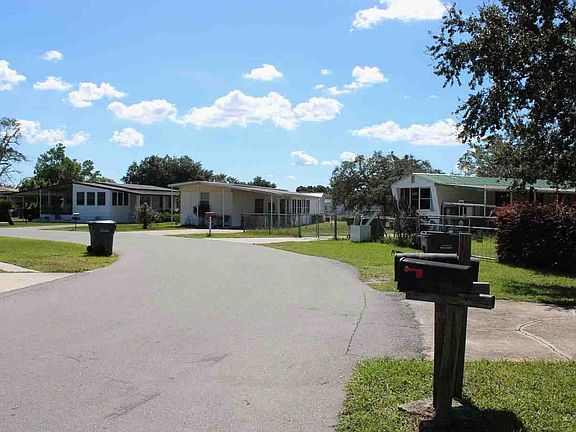 5th image of 138 Caloosa Lake Cir S