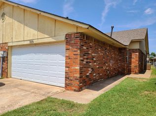229 Barrett Pl, Edmond, OK 73003