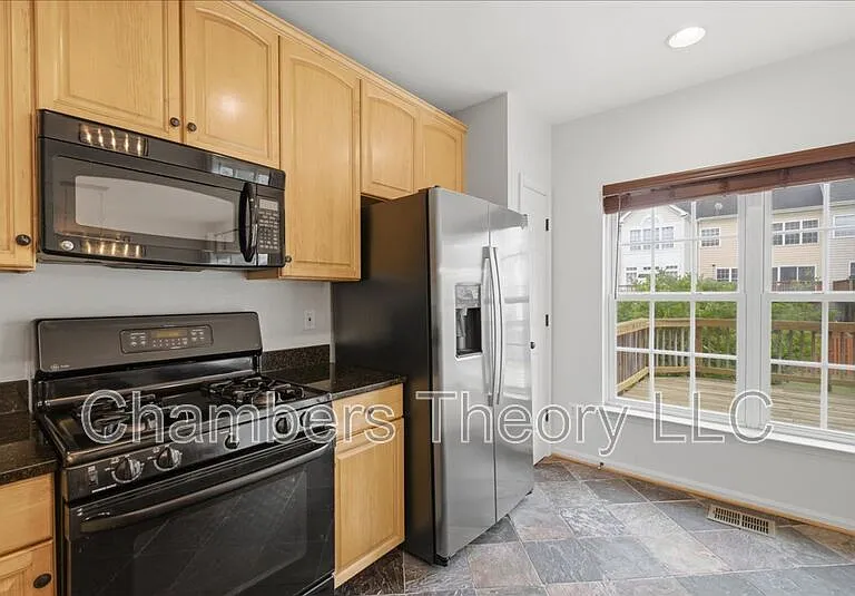 42693 Rolling Rock Sq — Photo 17