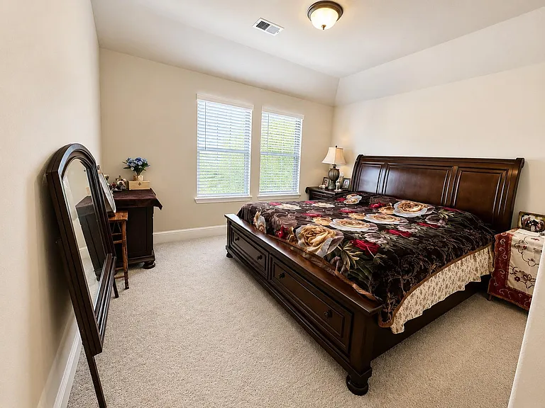 4934 Dickens Landing Dr — Photo 14