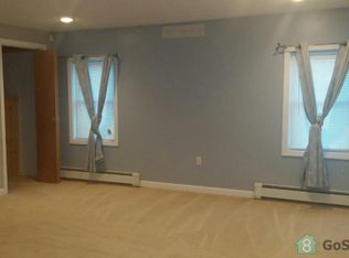 3 Cross St, Buzzards Bay, MA 02532