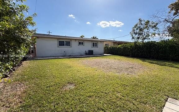 3rd image of 9221 SW 39th St