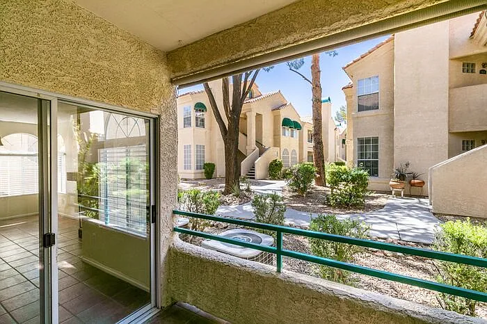 2251 Wigwam Pkwy #1016 — Photo 39