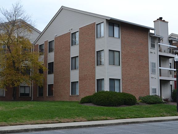 5th image of 1121 Castle Harbour Way Unit 1A