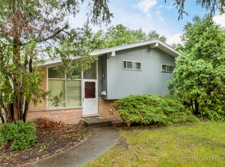1038 S Villa Ave, Villa Park, IL