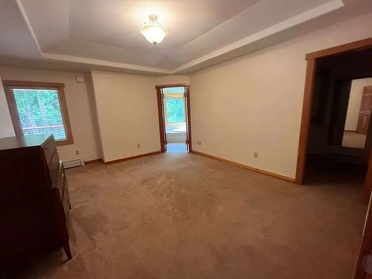 Saddle Dr — Photo 9