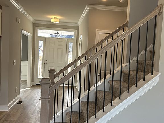 2nd image of 30 Mohers Cliff Ct