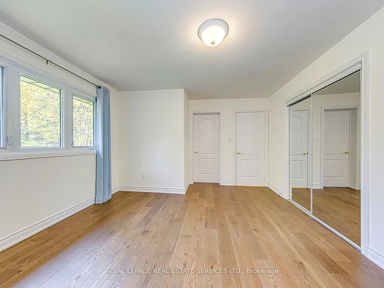 1463 Albion Ave — Photo 27