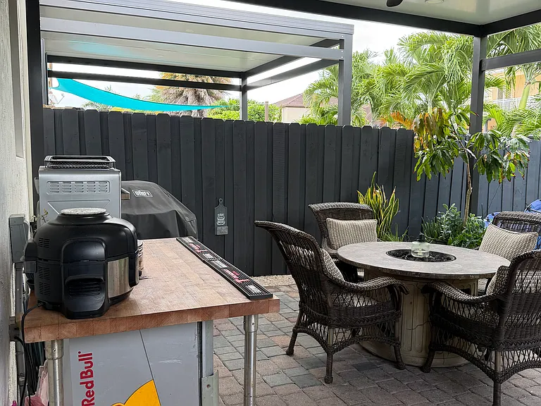 9060 NW 183rd St — Photo 23