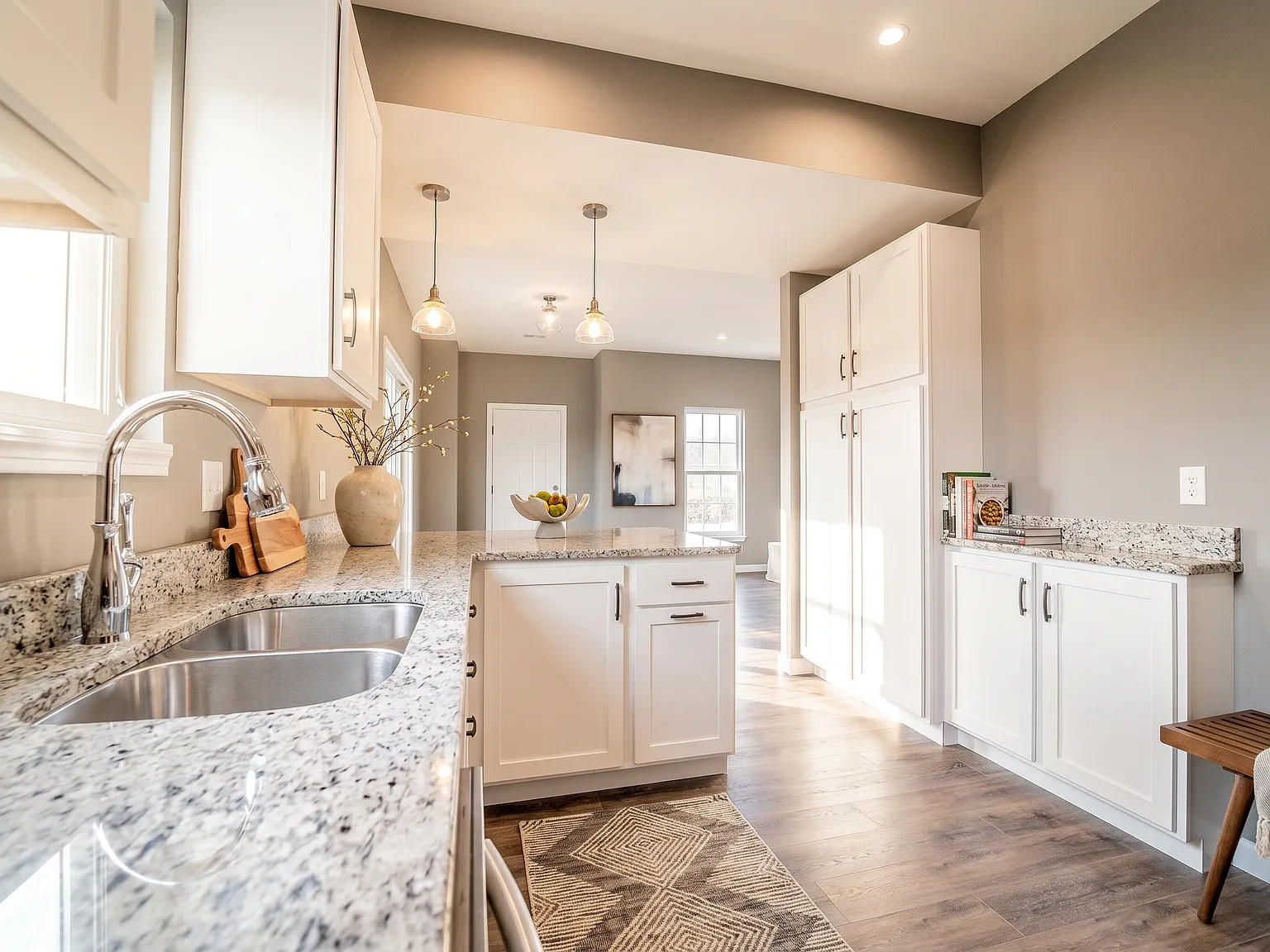 2 bed, 1.5 bath, 1370 sqft, $1,950 — Photo 3