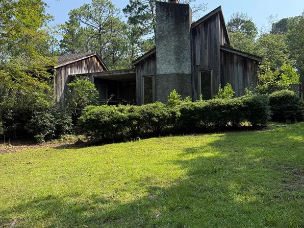103 Benjamin Dr, Eufaula, AL 36027