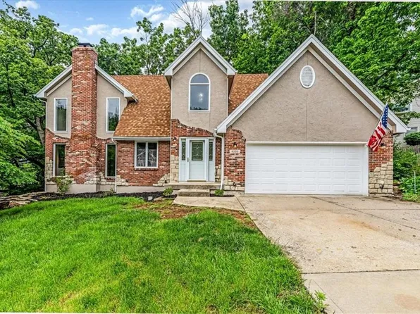 4506 NW Apache Dr, Riverside, MO 64150