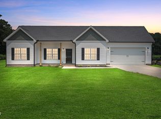 425 Bud Johnson Rd, Newton Grove, NC 28366