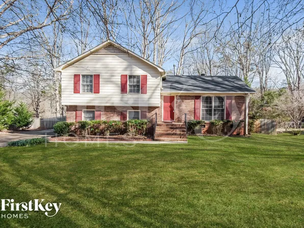 13507 Idlefield Ln, Matthews, NC 28105