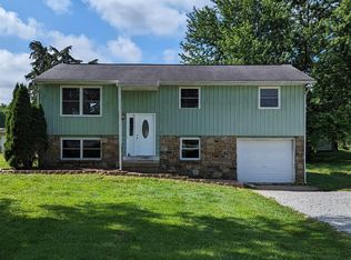 5489 W Airport Rd, Bloomington, IN 47403