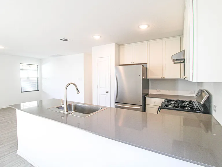 3642 Millbrook Way — Photo 6