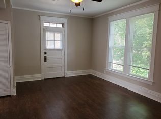 811 Foster St #4, Evanston, IL 60201