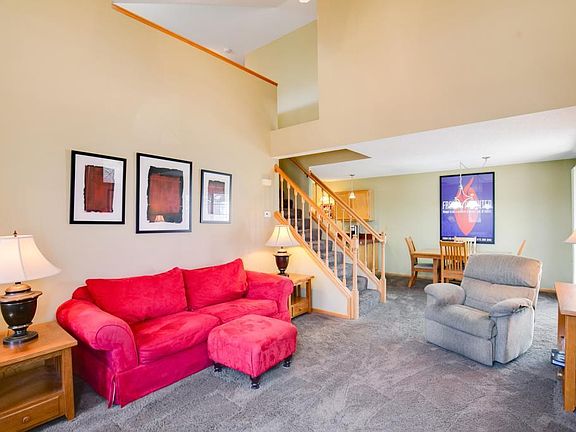 3rd image of 546 Lovell Ave APT 8