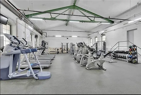 Rented by Spire Group | media 9