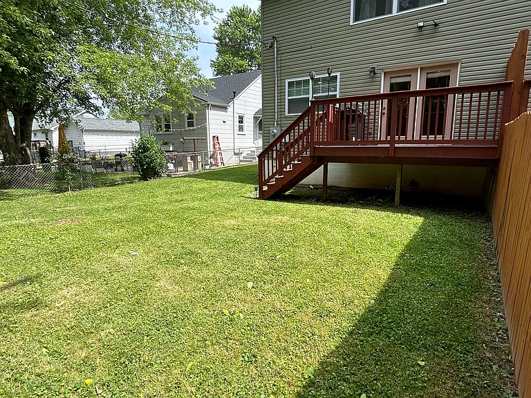 2851 Washington Ave — Photo 22
