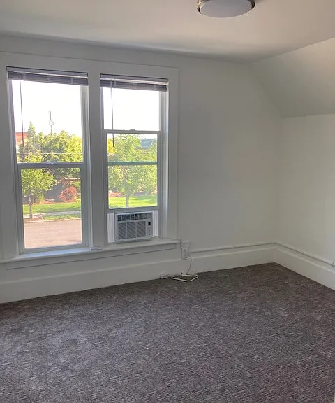 1703 W 1st Ave — Photo 12