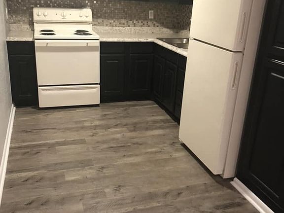2nd image of 2601 S Olive St APT 24