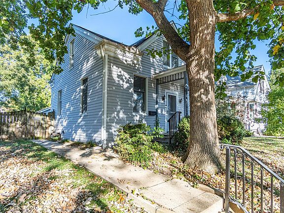 3rd image of 714 Zschokke St