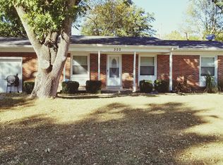 302 W Poos Dr, New Baden, IL