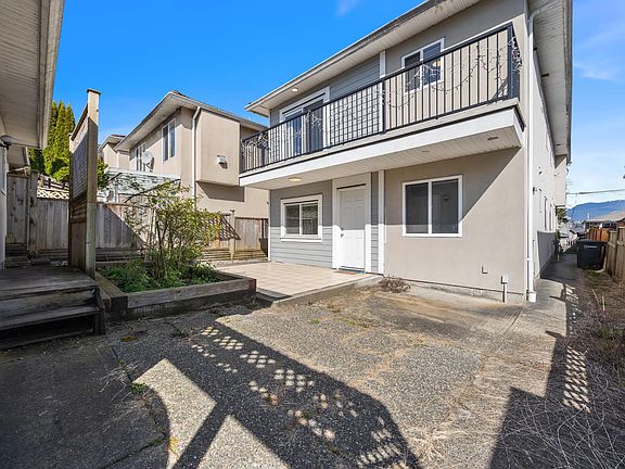 3rd image of 6058 Woodsworth St