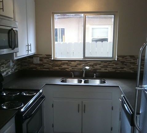 5th image of 5014 Narragansett Ave #8-4