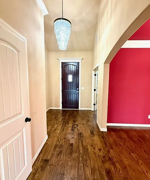 1200 S Kalanchoe Ave — Photo 1