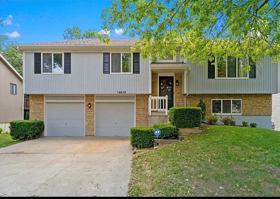 1st image of 14412 Saint Andrews Dr