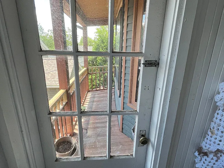 Sheldon St — Photo 16