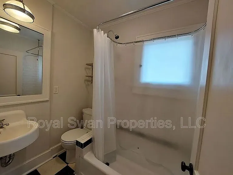515 McRorie St — Photo 10