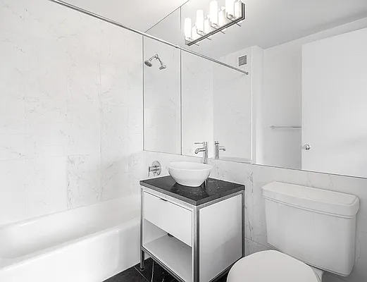 Rented by Mirador Real Estate | media 5