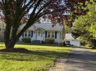 1551 E Elmer Rd, Vineland, NJ 08361