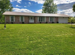 120 2nd Ave W, Murraysville, WV 26164