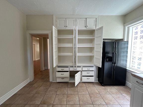 3rd image of 6815 Thomas Blvd APT 1