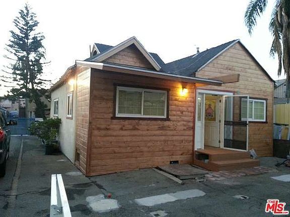 2nd image of 1034 S Mariposa Ave