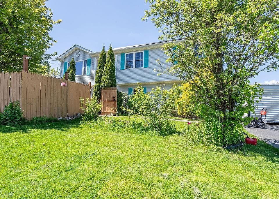 1st image of 231 Rockwood Ave