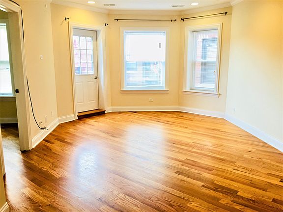 4th image of 4022 N Central Park Ave #22