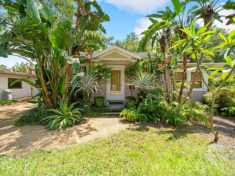 3212 W Fielder St — Photo 4