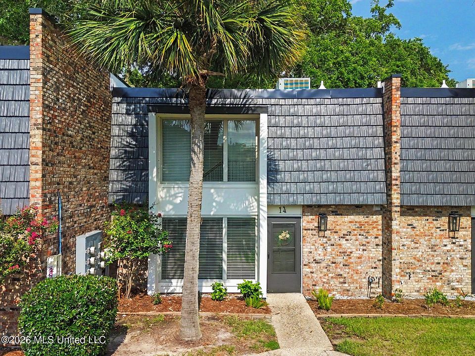 1st image of 527 Front Beach Dr APT 14