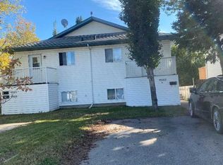 9503 103rd Ave, Grande Prairie, AB T8V1B6