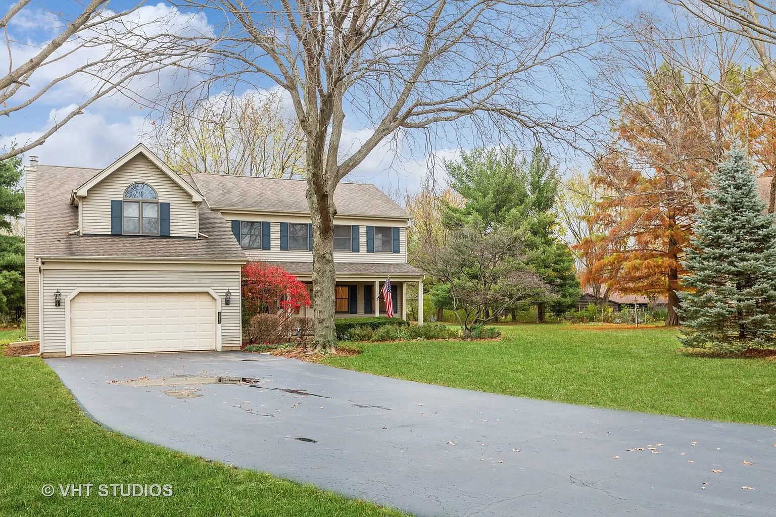 1287 Acorn Ct photo 1